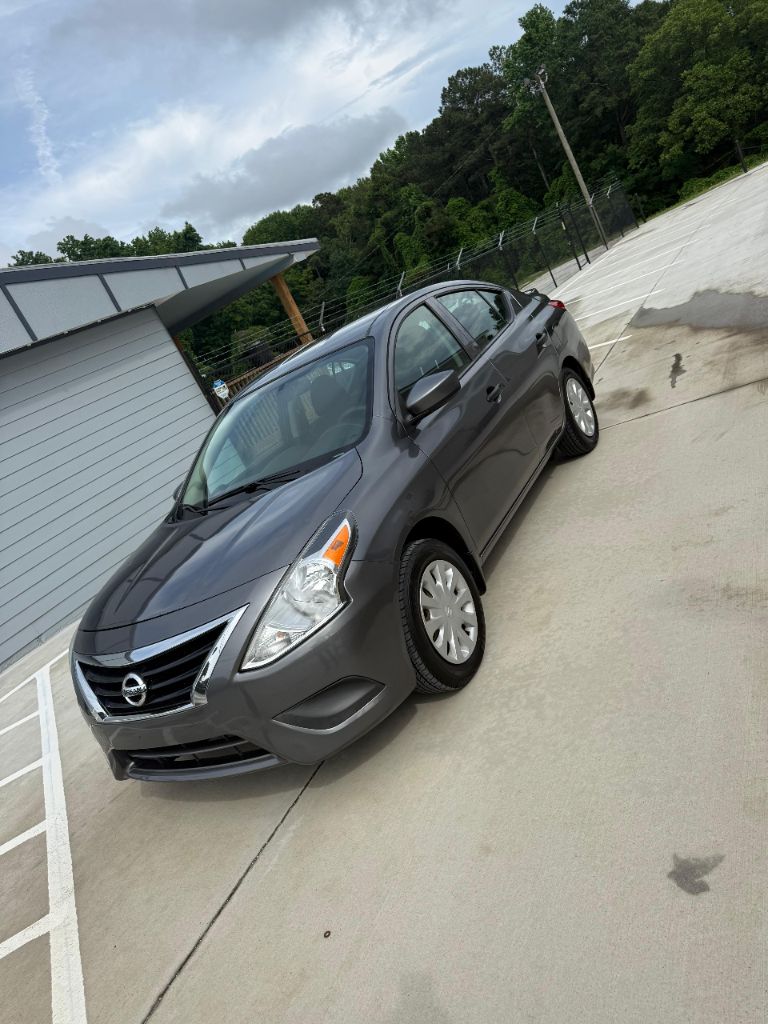 2019 Nissan Versa 1.6 S Plus CVT's photo