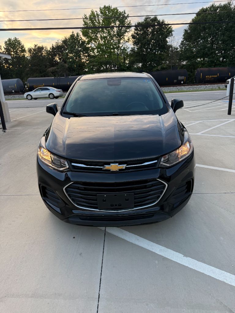 2020 Chevrolet Trax LS's photo