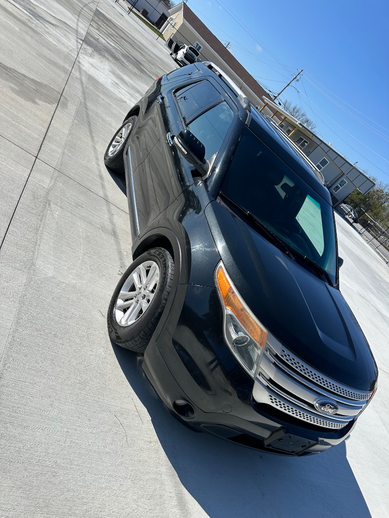 2015 Ford Explorer XLT's photo